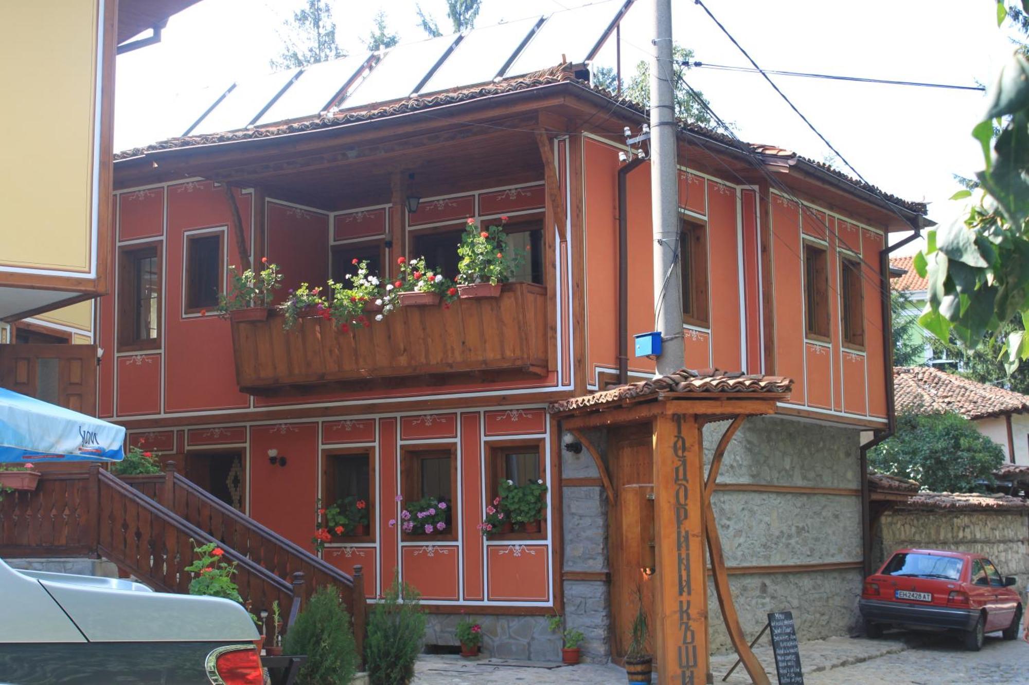 Guest House Todorini Kashti Koprivštica Exteriér fotografie