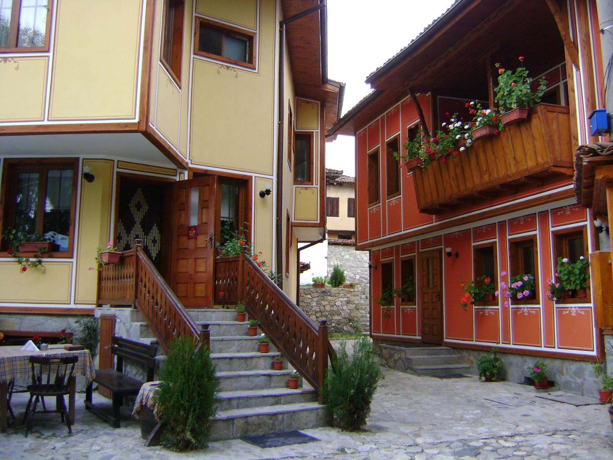 Guest House Todorini Kashti Koprivštica Exteriér fotografie